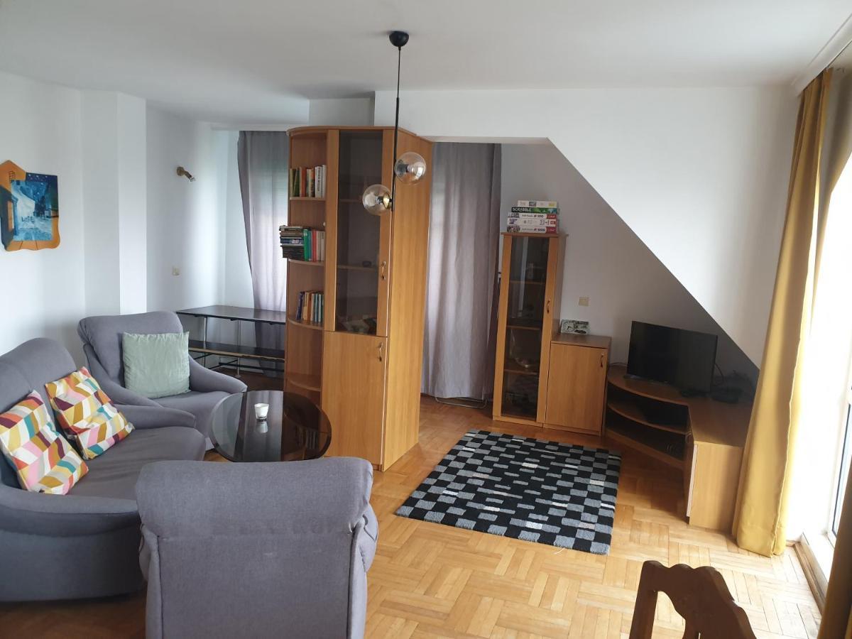 Fit Apartment Burgas Exterior photo