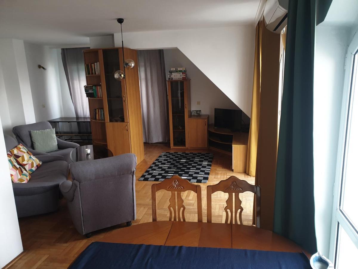 Fit Apartment Burgas Exterior photo