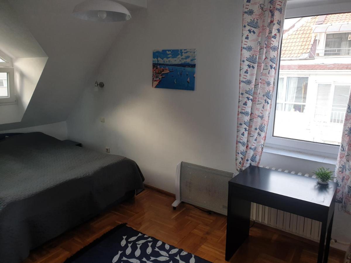 Fit Apartment Burgas Exterior photo